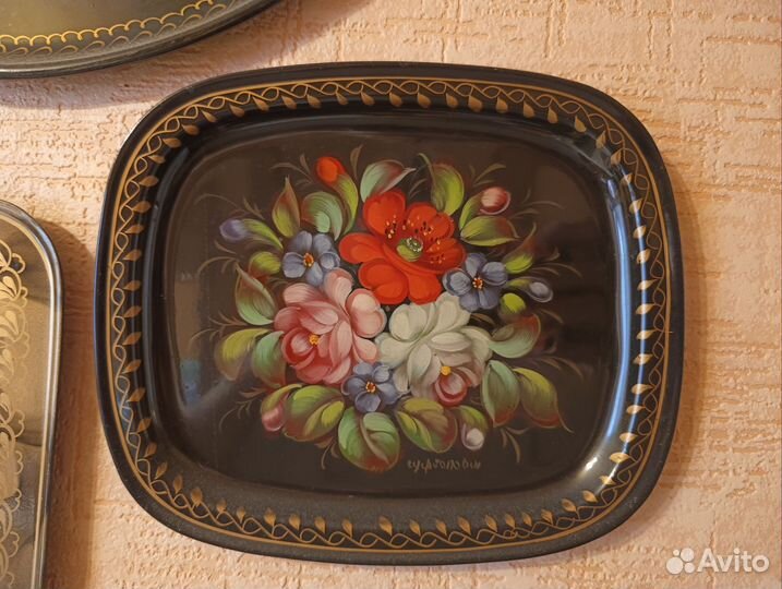 Жостовские подносы