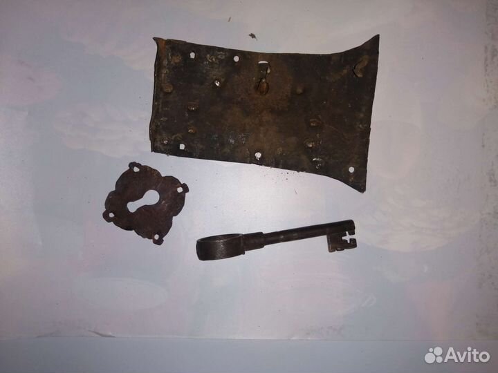 Замок накладной старинный