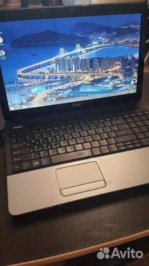 Ноутбук acer E1-551