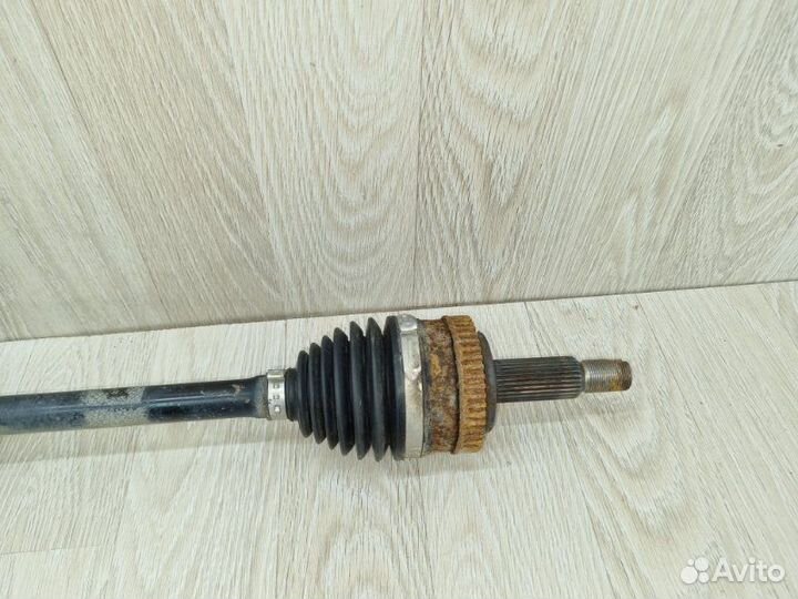 Привод полуось передний правый Hyundai Ix35