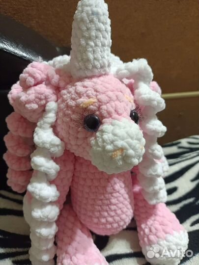 Единорог из плюшевой пряжи