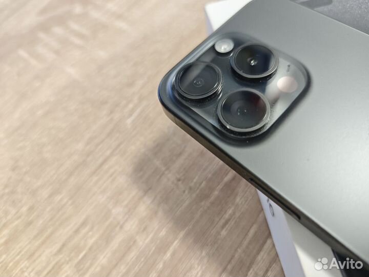 iPhone 15 Pro, 128 ГБ