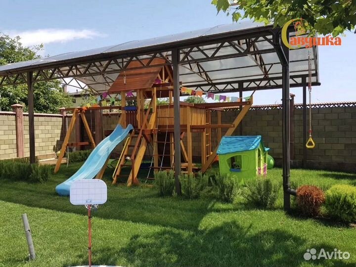 Детский комплекс с горкой и качелями