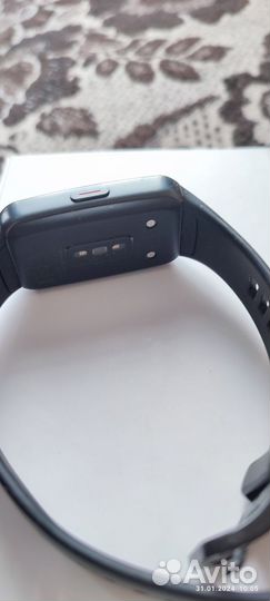 Смарт часы honor band 6