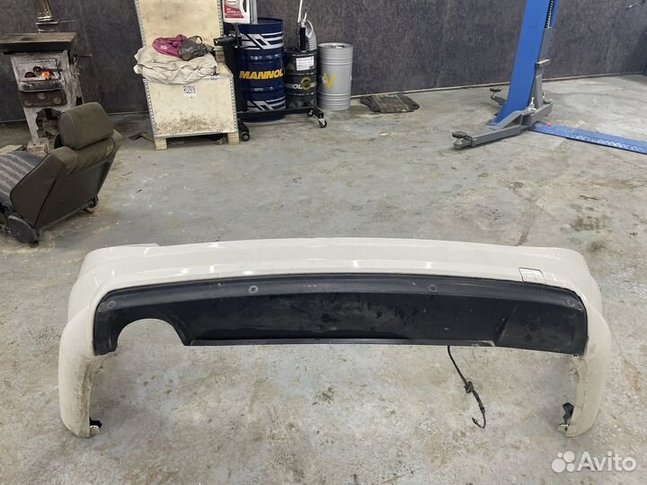 Задний бампер на мерседес 204