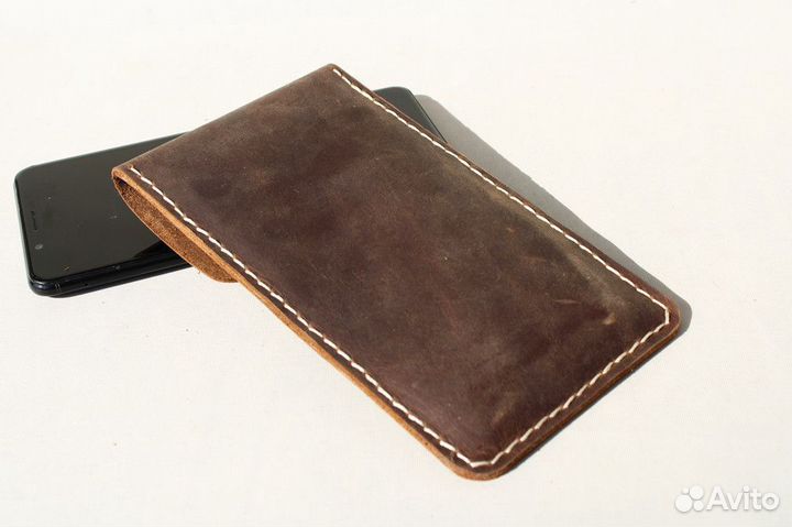 Чехол для телефона кожаный. Ручная работа