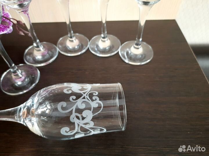 Набор бокалов для вина 6 штук
