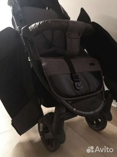 Прогулочная коляска bubago cross