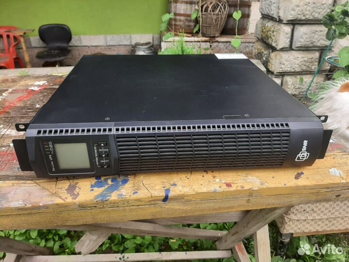 Источник бесперебойного питания SNR-1000
