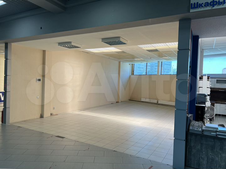 Торговая площадь, 82 м²