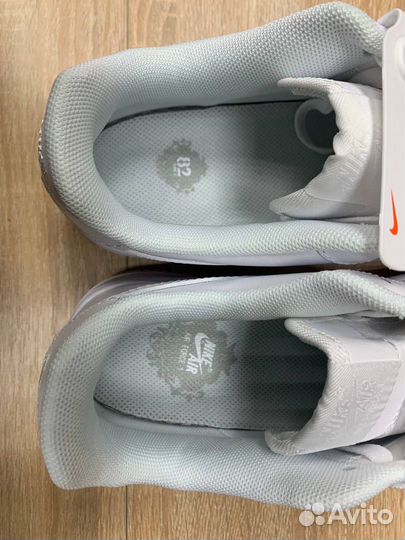 Кроссовки Nike Air Force белые