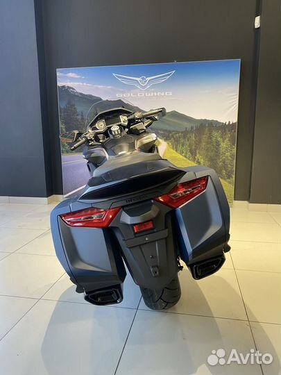 Honda GL 1800 Gold Wing Bagger DCT