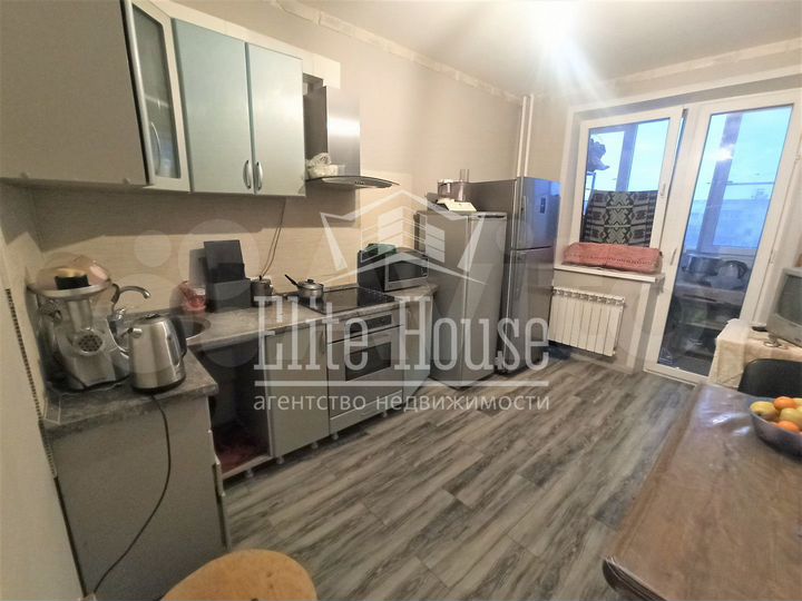 2-к. квартира, 60 м², 5/17 эт.