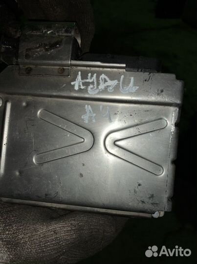 Эбу блок Audi A4 b6 8e0907411 ауди мозги