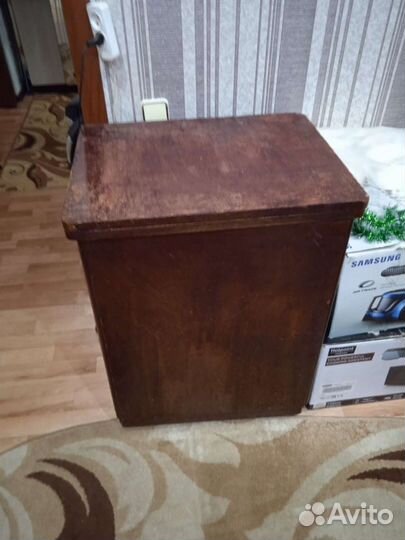 Швейная машина LADA