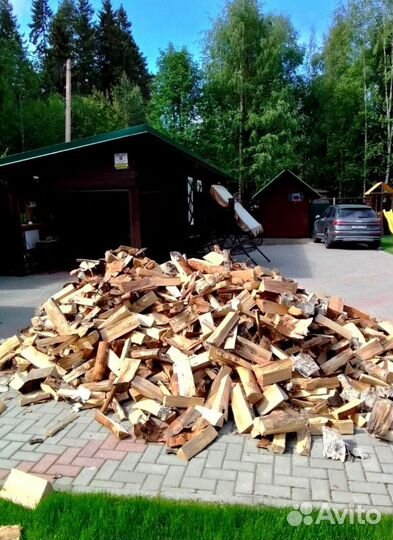 Дрова сухие навалом