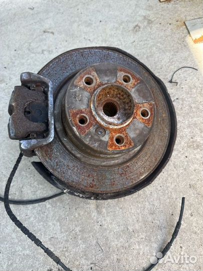 Ступица задняя правая Bmw 3-Series E90 N46B20B