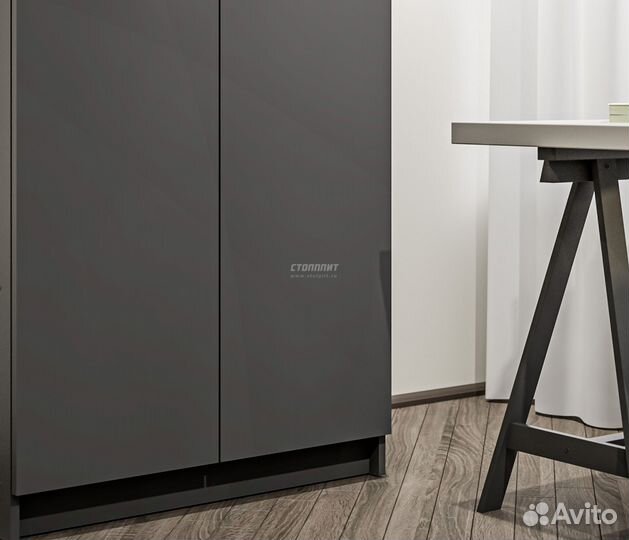 Шкаф распашной двухдверный