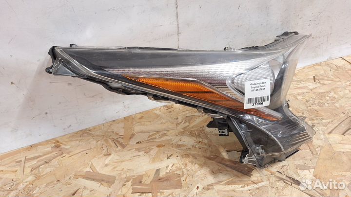 Фара правая Toyota Prius 2015-2019 8114547691