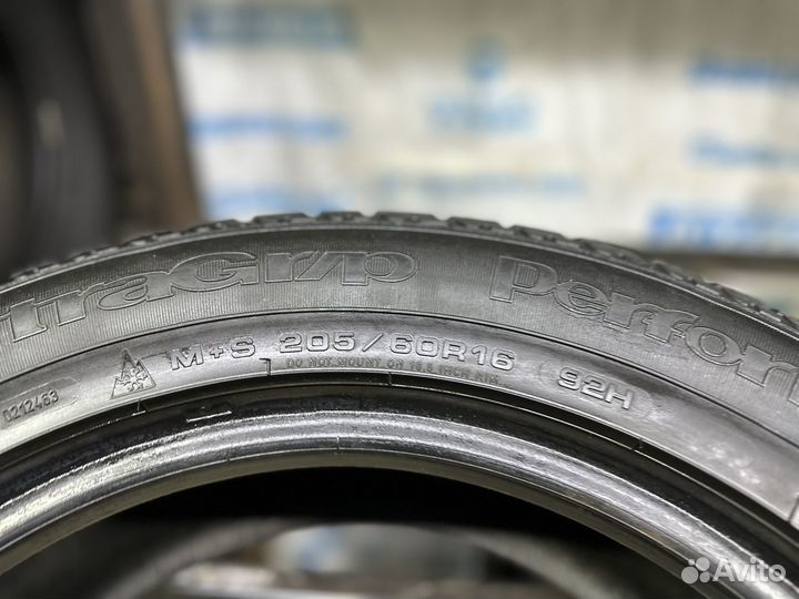 Goodyear UltraGrip Performance 2 205/60 R16 92H
