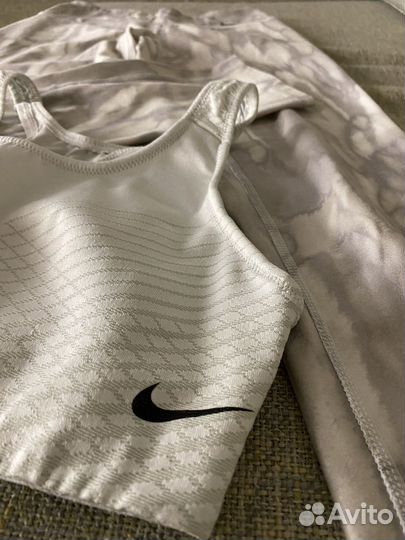 Костюм для фитнеса женский