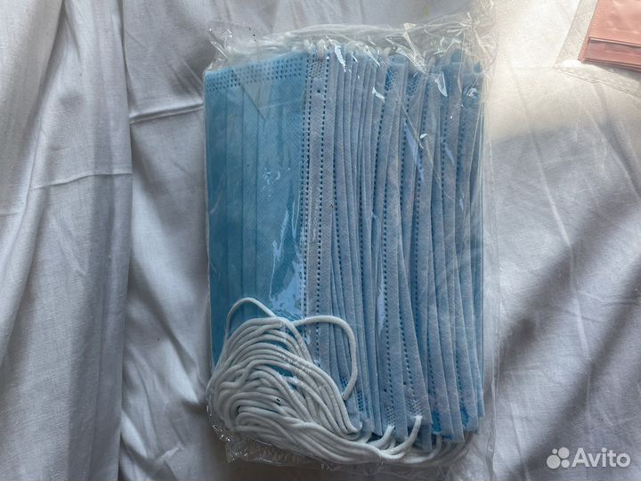 Маски одноразовые