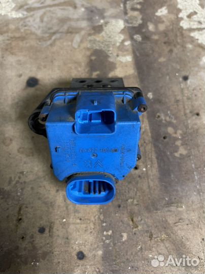 Резистор вентилятора охлаждения Ситроен С4