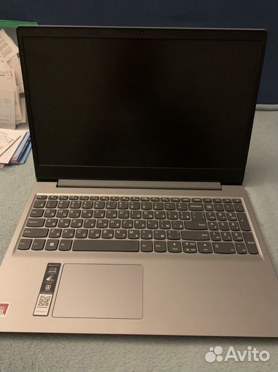 Ноутбук Lenovo