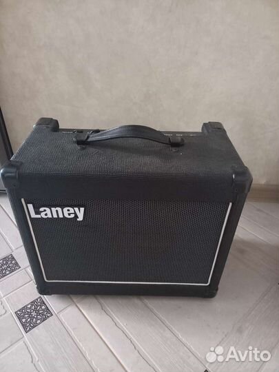 Гитарный комбоусилитель 20 watt