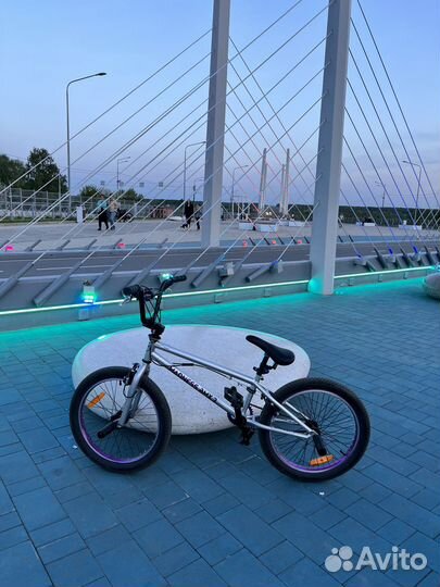 Трюковой велосипед Stark Madness BMX 3
