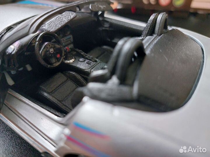 Коллекционная модель Viper SRT/10 1:24