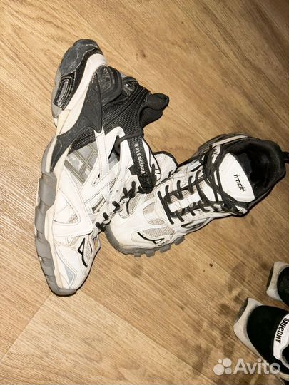 Balenciaga track 2
