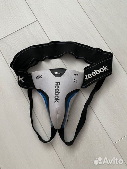 Ракушка хоккейная Reebok