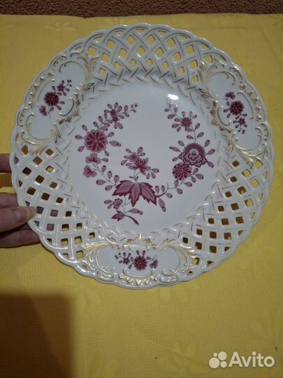 Тарелка сухарница