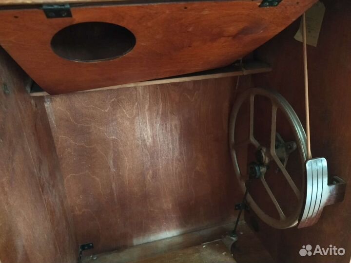 Швейная машина Чайка 2