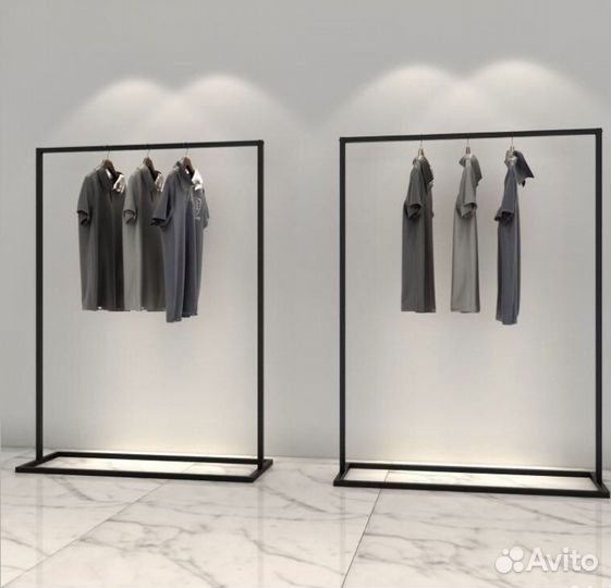 Вешалка напольная металлическая