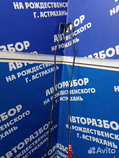 Торсион крышки багажника Nissan Almera Classic