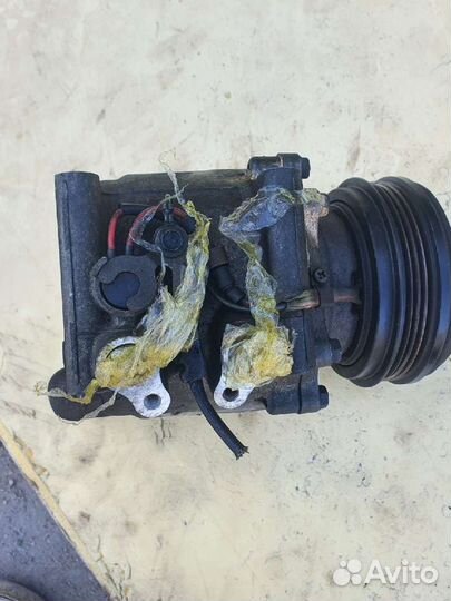 Компрессор кондиционера Honda Civic EG