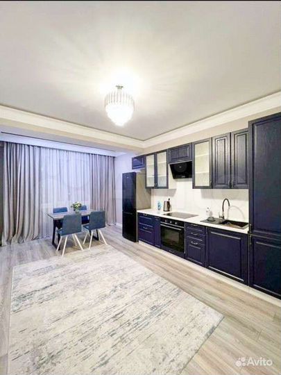 2-к. квартира, 67 м², 10/13 эт.