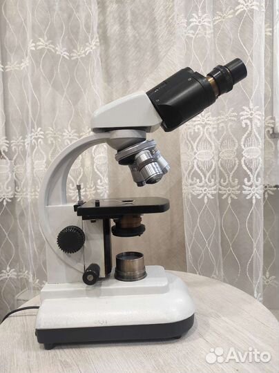 Микроскоп биологический