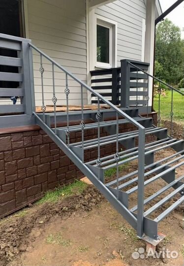 Металлических лестниц Монтаж