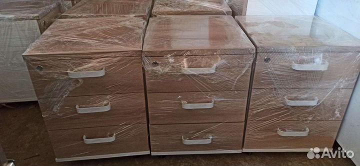 Тумба офисная выкатная