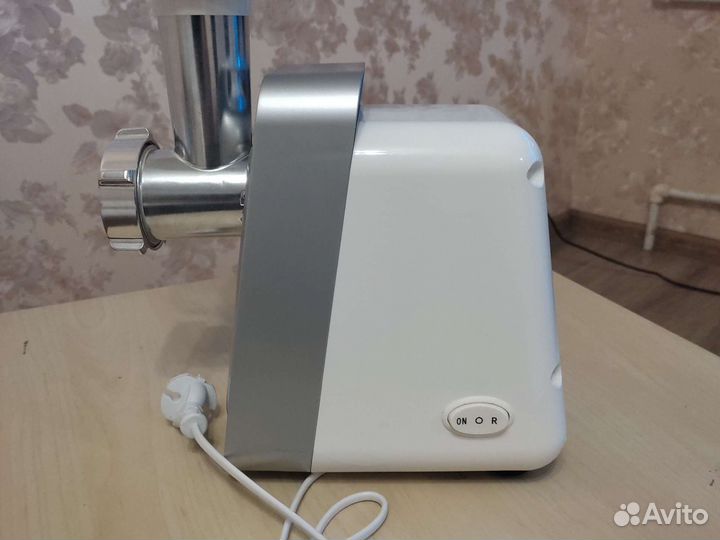 Новая Мясорубка National MG-024 2000W