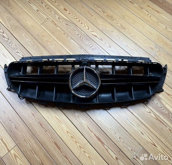 Решетка радиатора на Mercedes e200 w 213