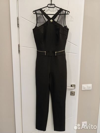 Продам комбинезон женский
