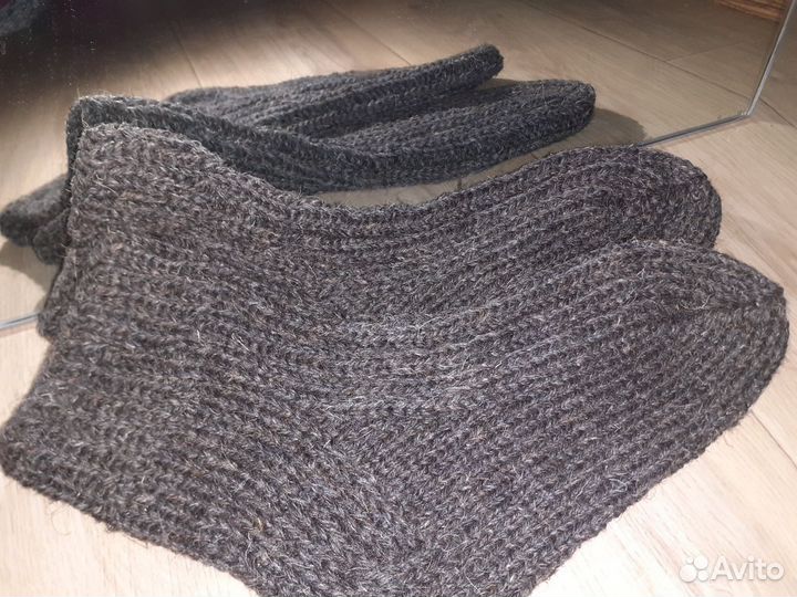 Шерстяные носки ручной работы