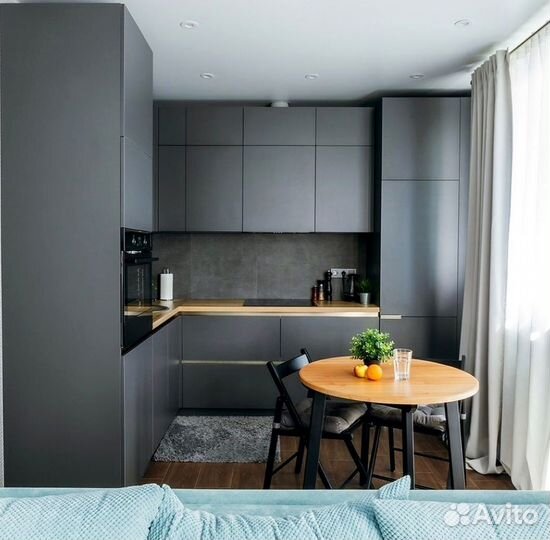 Кухонный гарнитур в стиле хай тек