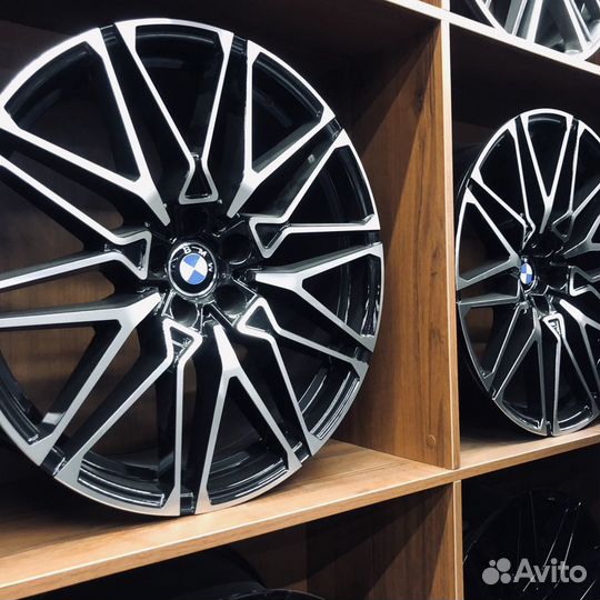 Диски для BMW G05 818 style R21 5x112