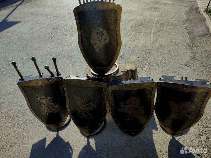 Подставка под шампуры ввиде щита