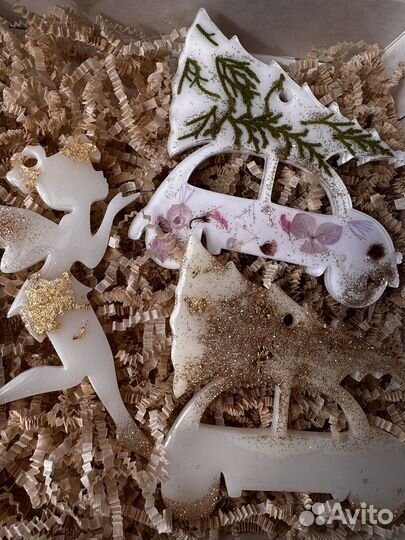 Новогодние игрушки